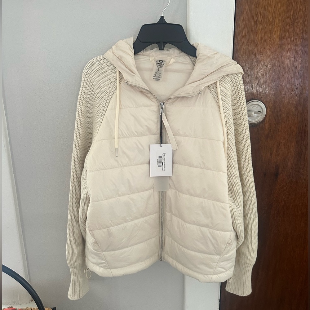 Mono b Off-White Quilted Hooded Jacket